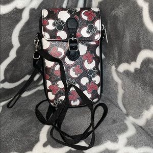 Disney Parks Minnie Mouse Wristlet/Crossbody